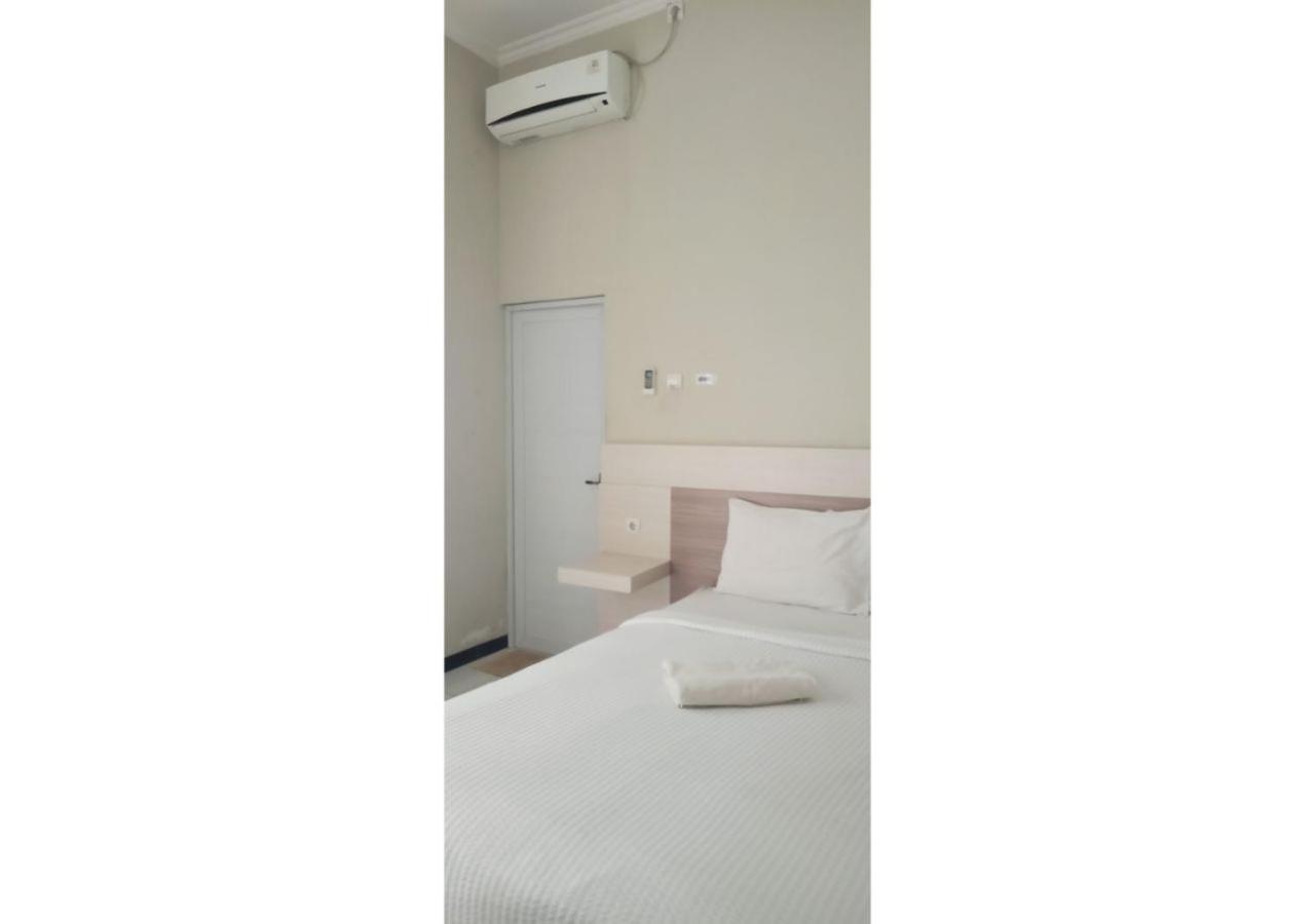 Bumi Banyu Bening Syariah By Ecommerceloka Surabaya Exterior photo