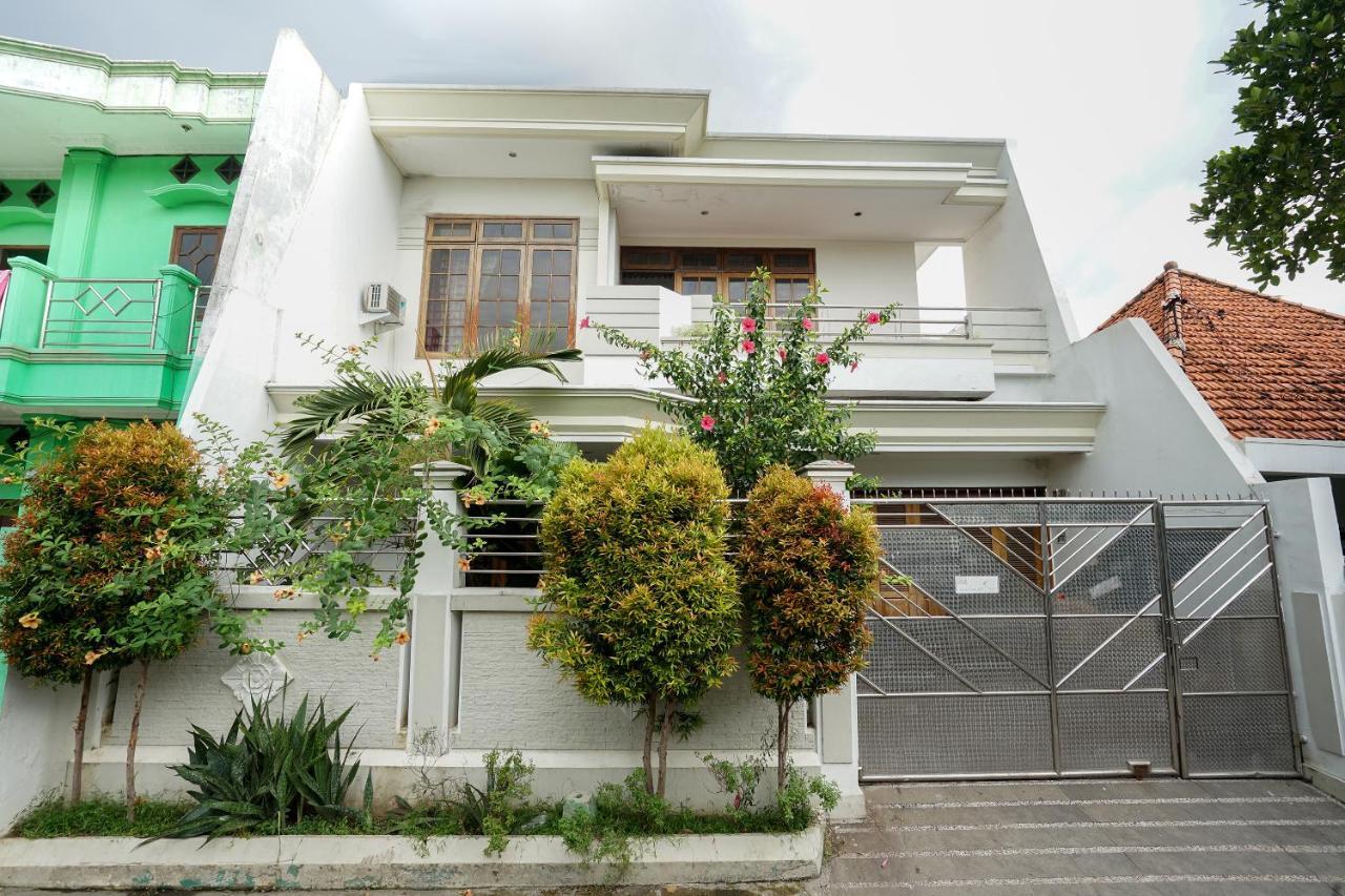 Bumi Banyu Bening Syariah By Ecommerceloka Surabaya Exterior photo