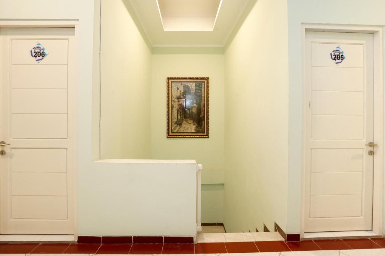 Bumi Banyu Bening Syariah By Ecommerceloka Surabaya Exterior photo